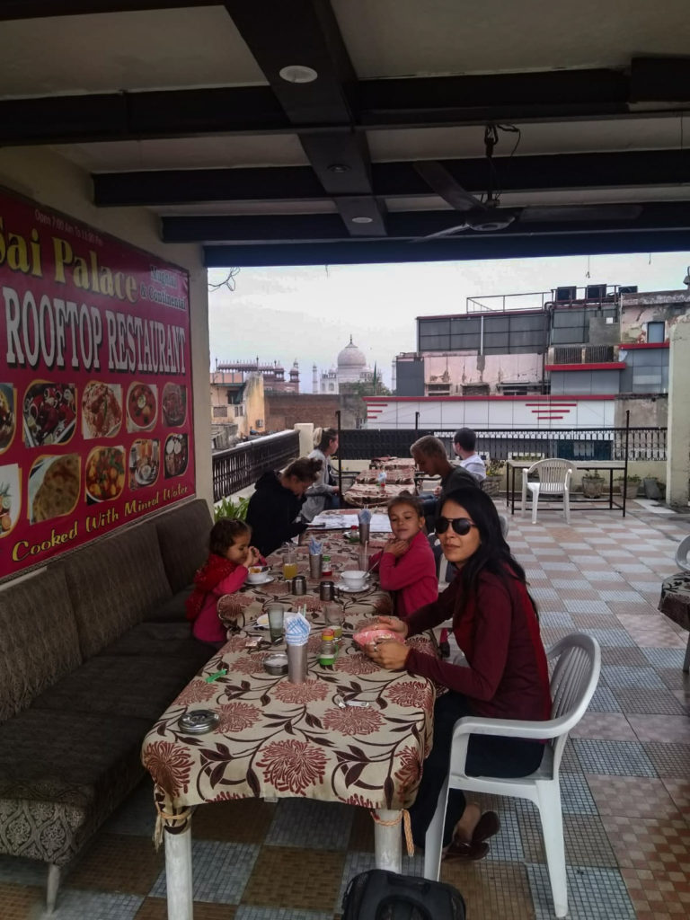 Sai Palace Hotel Restaurant - Agra - Inde du Nord - La Famille Nomade